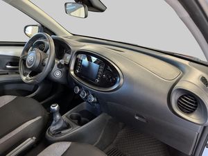 Toyota Aygo X bild 10