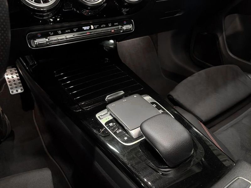 Mercedes CLA200 bild 17