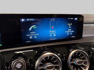 Mercedes CLA200 bild 15