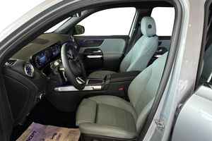 Mercedes GLB220 bild 11