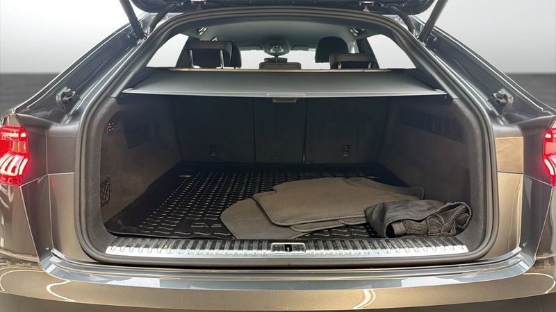 Audi Q8 bild 13