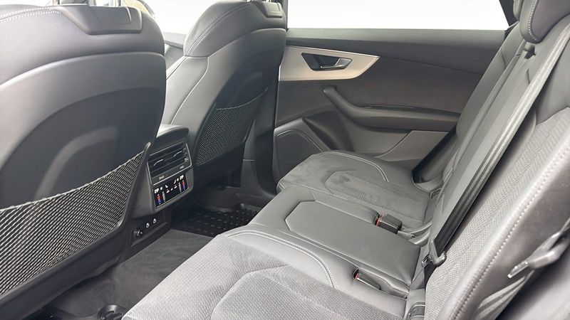 Audi Q8 bild 12