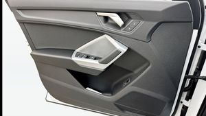 Audi Q3 bild 14