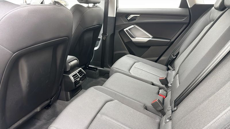 Audi Q3 bild 12