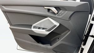 Audi Q3 bild 14