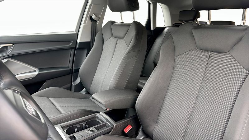 Audi Q3 bild 8