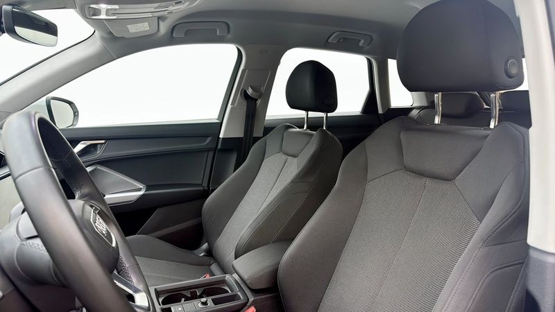 Audi Q3 bild 8