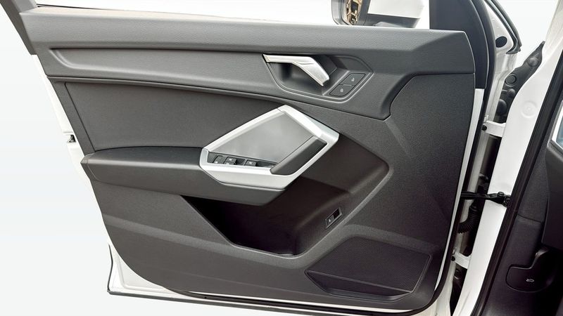 Audi Q3 bild 15