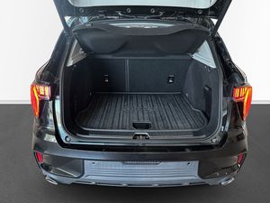 Lynk & Co 01 bild 11