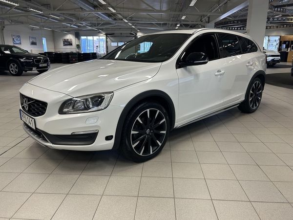 Volvo V60 Cross Country D4 AWD Summum BE PRO - 2016
