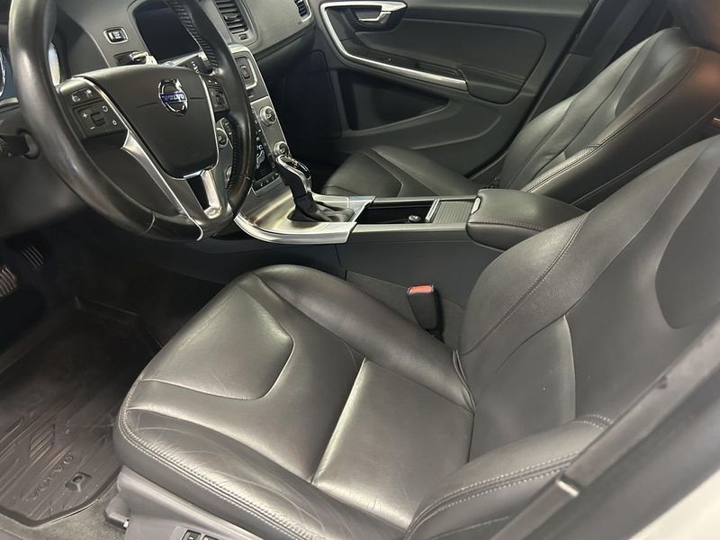 Volvo V60 bild 5