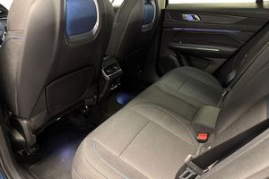 Lynk & Co 01 bild 13