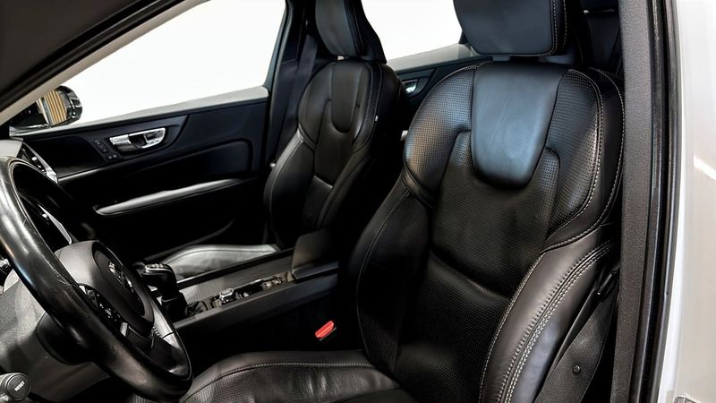 Volvo V60 bild 8