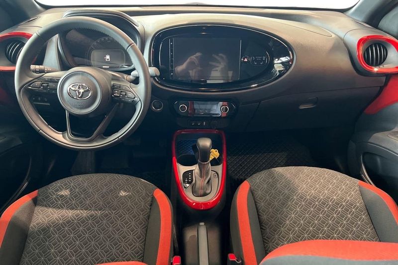 Toyota Aygo X bild 10