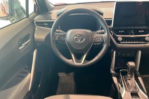 Toyota Corolla Cross bild 11