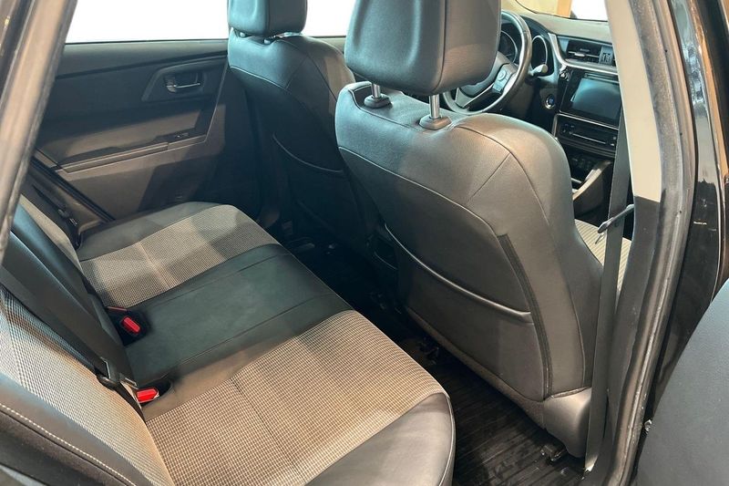 Toyota Auris bild 10