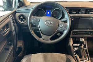 Toyota Auris bild 12