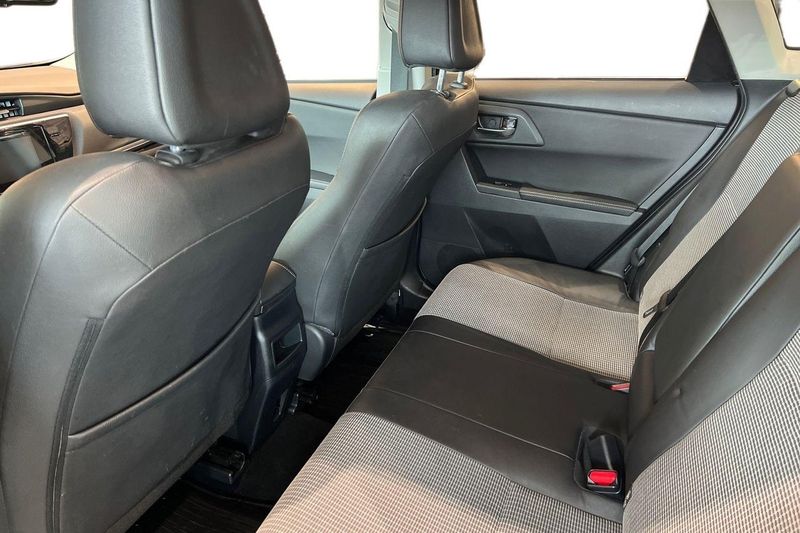 Toyota Auris bild 14
