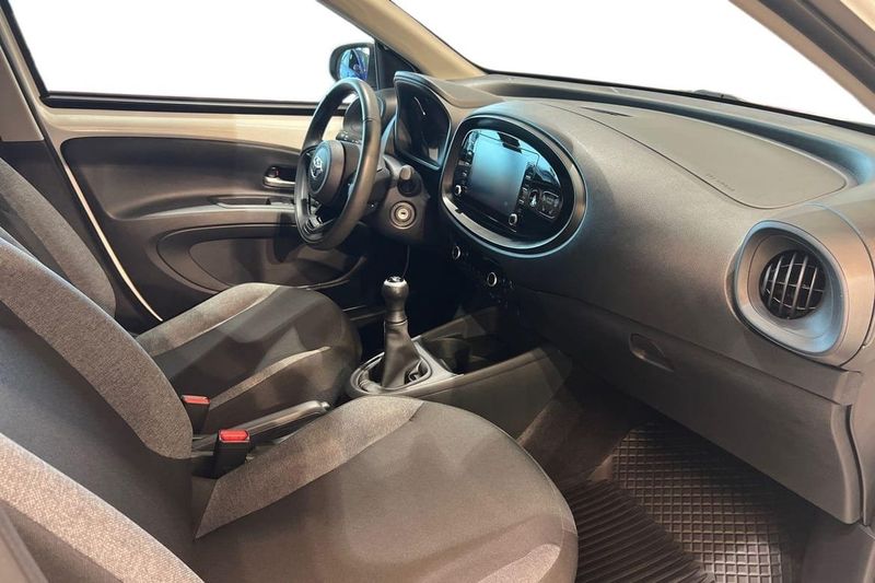 Toyota Aygo X bild 7