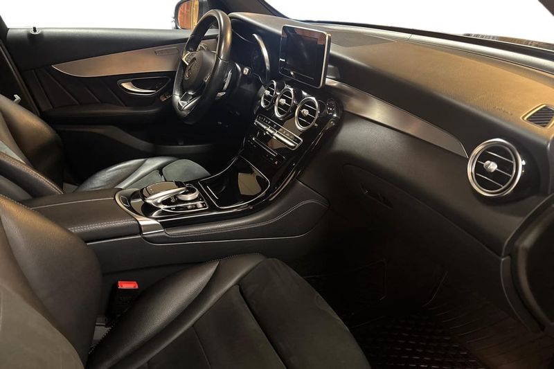 Mercedes GLC250 bild 10
