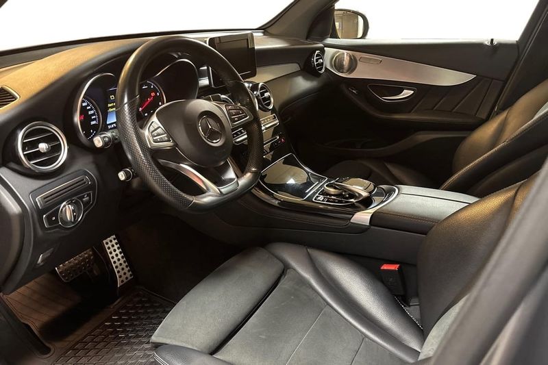 Mercedes GLC250 bild 8