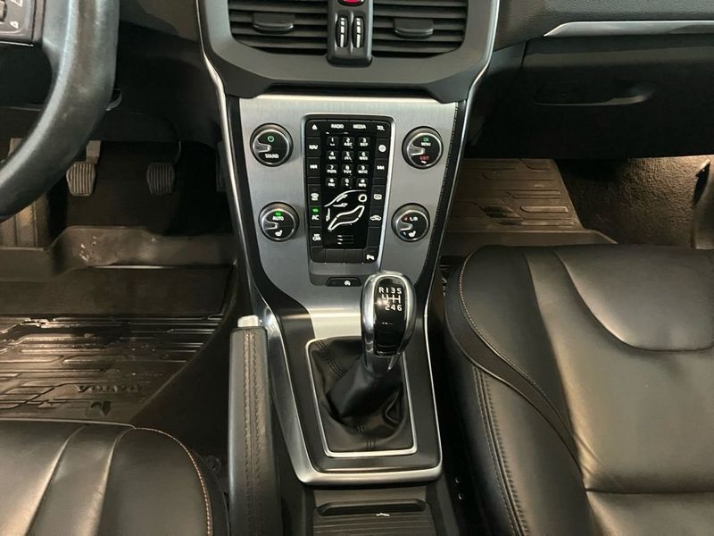 Volvo V40 bild 12