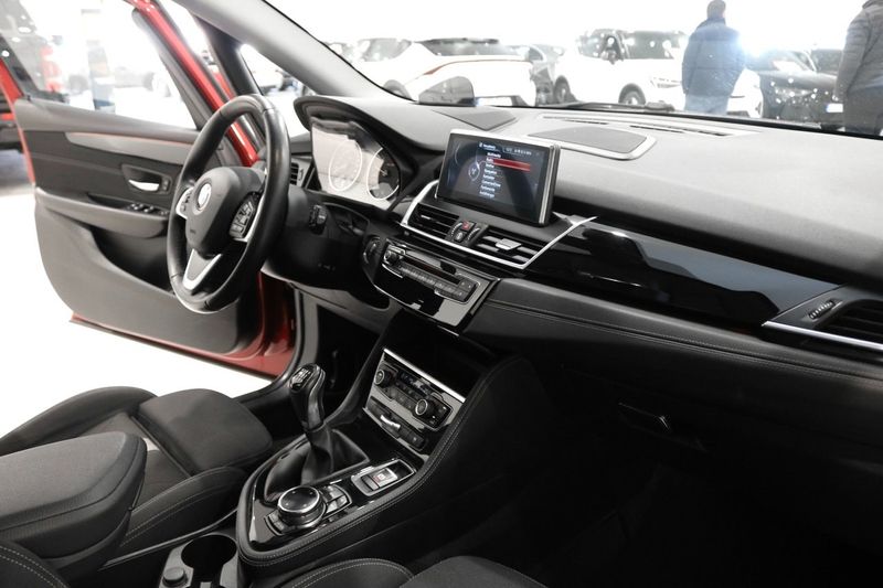 BMW 218 bild 11