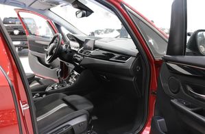 BMW 218 bild 12