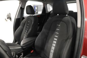 BMW 218 bild 13