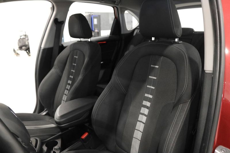 BMW 218 bild 13