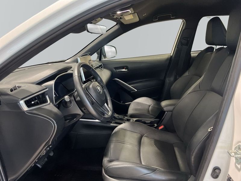 Toyota Corolla Cross bild 12