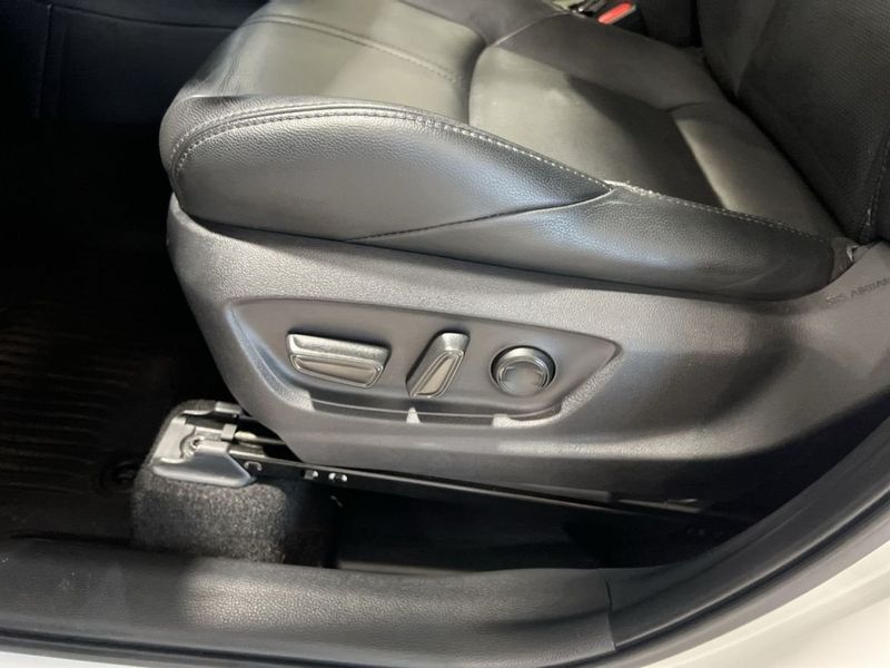 Toyota Corolla Cross bild 27