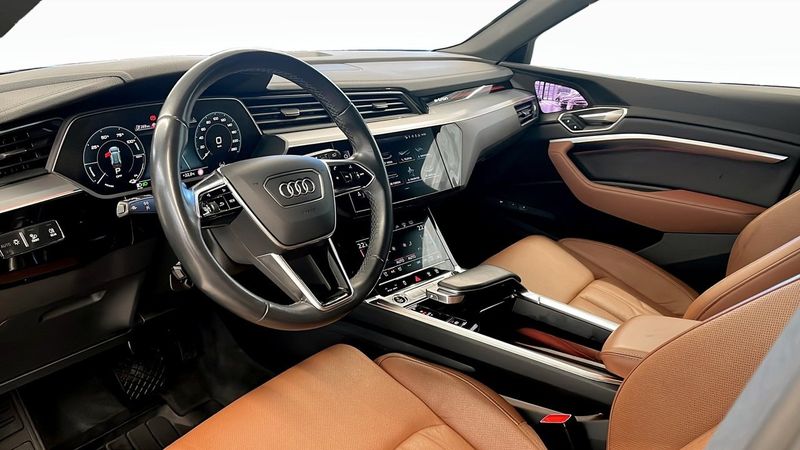 Audi Q8 e-tron bild 8