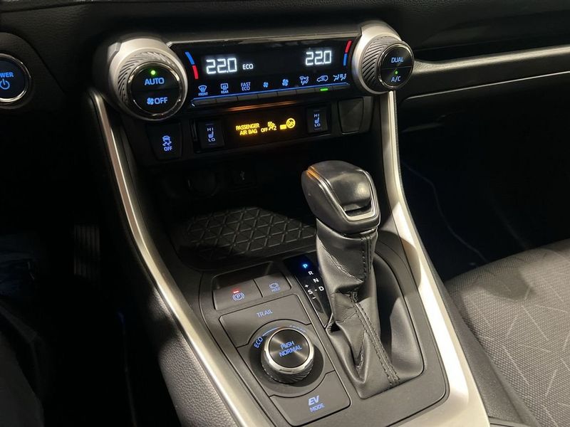 Toyota RAV4 bild 24