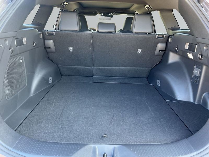 Toyota bZ4X Touring bild 10