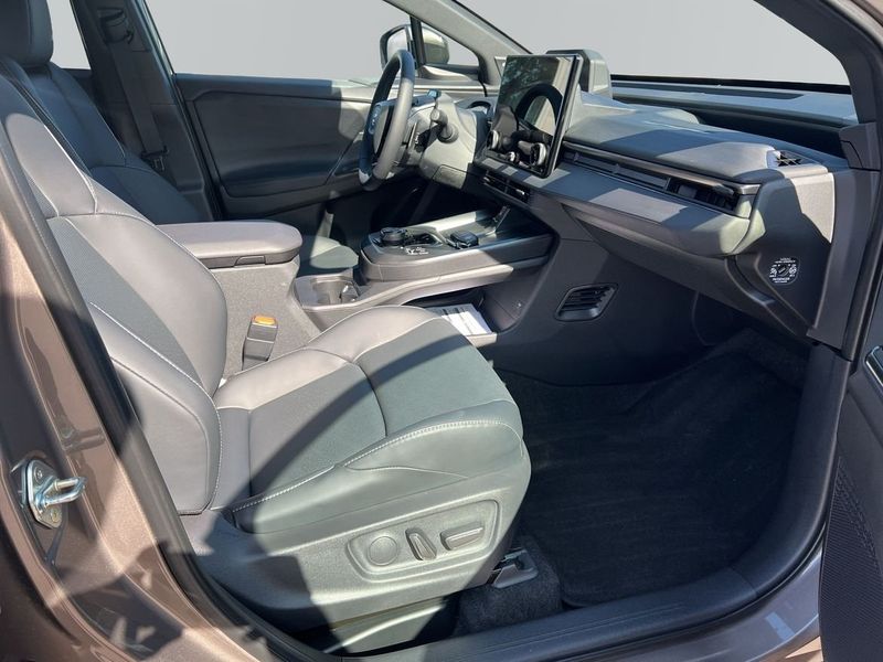Toyota bZ4X Touring bild 6