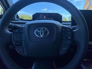 Toyota bZ4X Touring bild 13