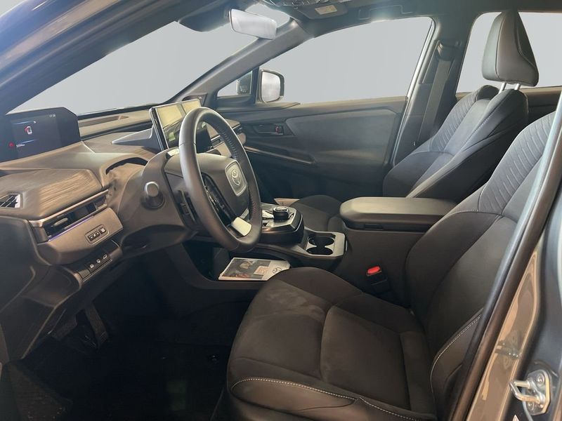 Toyota C-HR+ bild 12