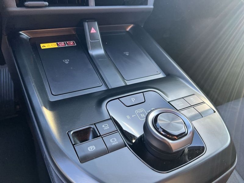 Toyota C-HR+ bild 27