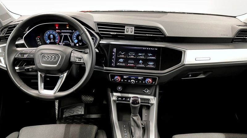 Audi Q3 bild 12