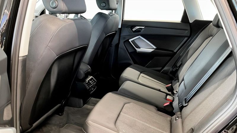 Audi Q3 bild 11