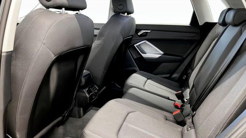 Audi Q3 bild 11