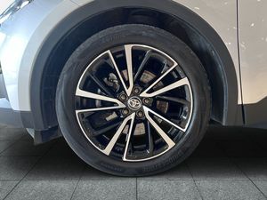 Toyota C-HR bild 16