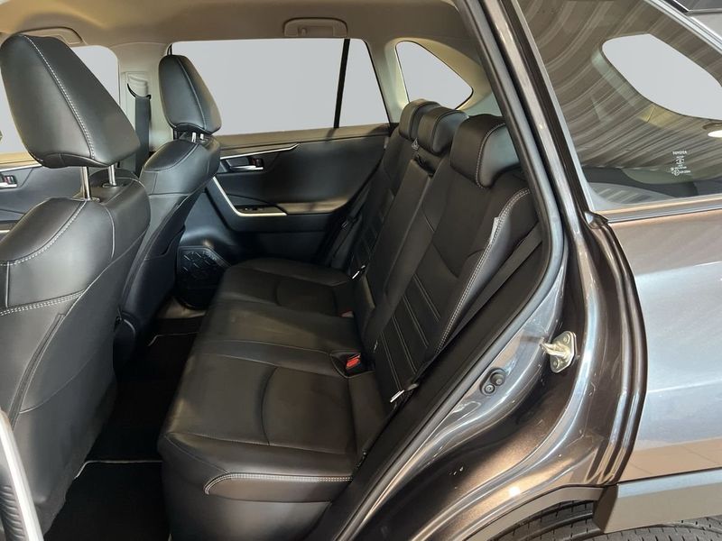 Toyota RAV4 bild 11
