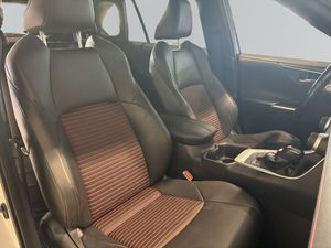 Toyota RAV4 bild 6