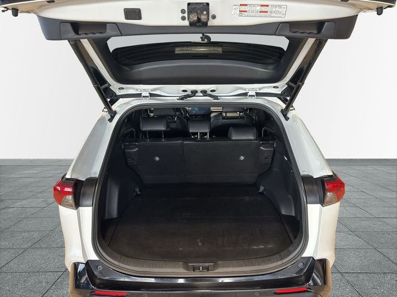 Toyota RAV4 bild 10