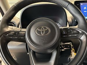 Toyota Yaris bild 13