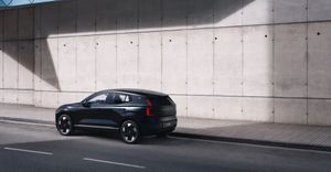 Volvo EX30 bild 1