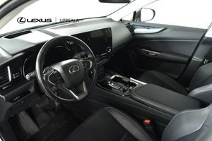Lexus NX bild 6