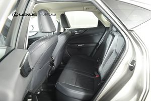 Lexus NX bild 7